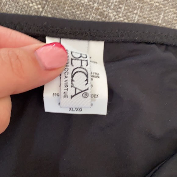Becca Bikini L Top XL Bottom - Picture 8 of 8